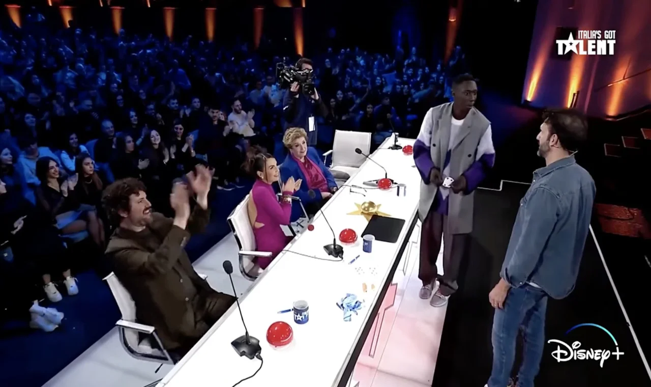 Sergio Starman si esibisce davanti alla giuria di Italia's Got Talent
